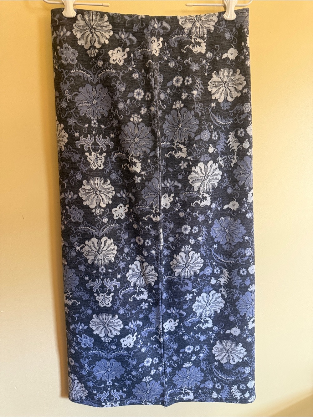 Women’s Floral Acrylic Pencil Skirt